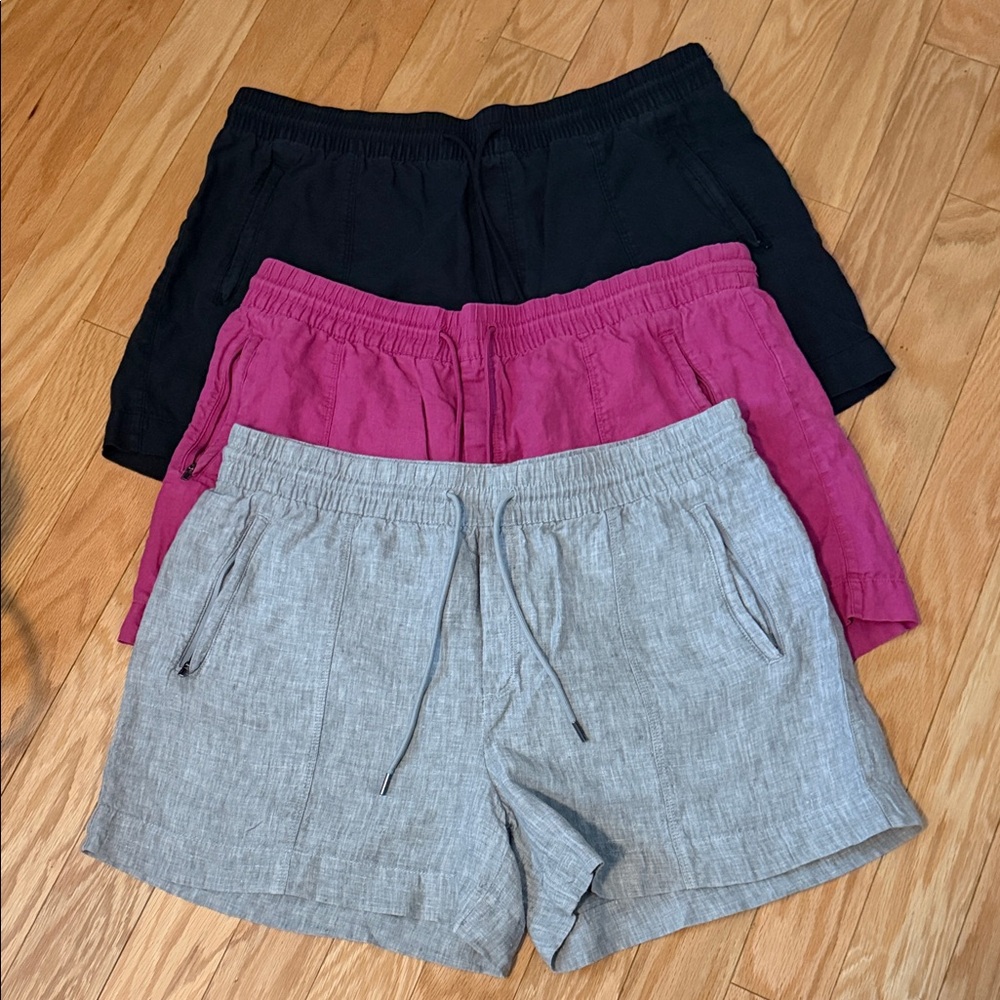 Athleta Retreat Linen Mid-Rise 4” Short